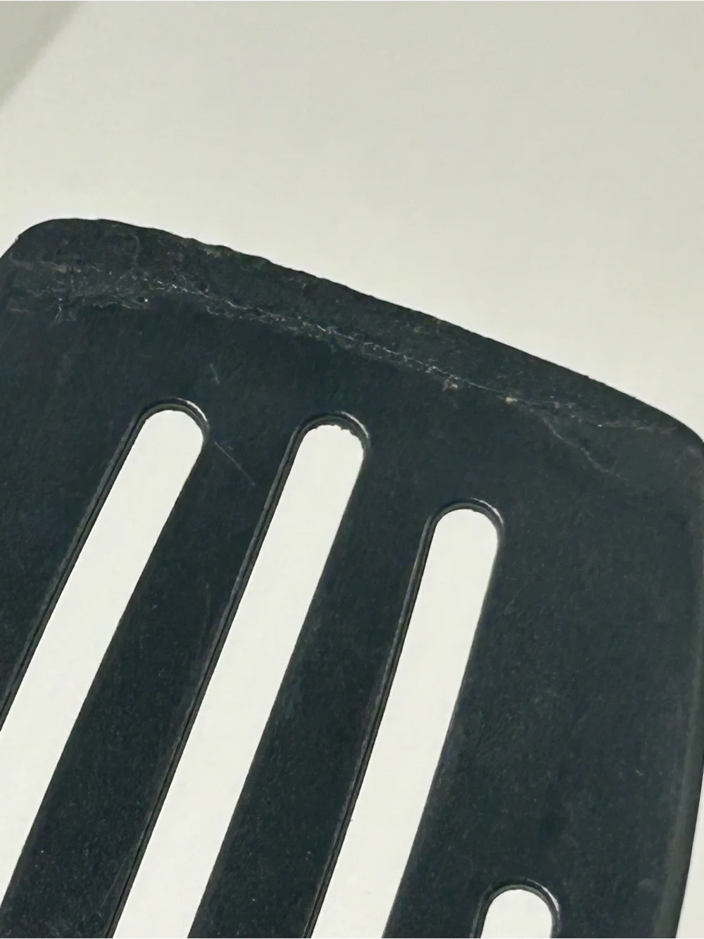 Pampered Chef Black Nylon Slotted Spatula Turner Flipper  Heat Resistant
